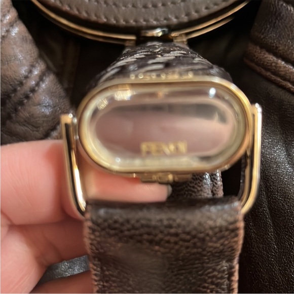 Authentic Fendi spy - Picture 11 of 13